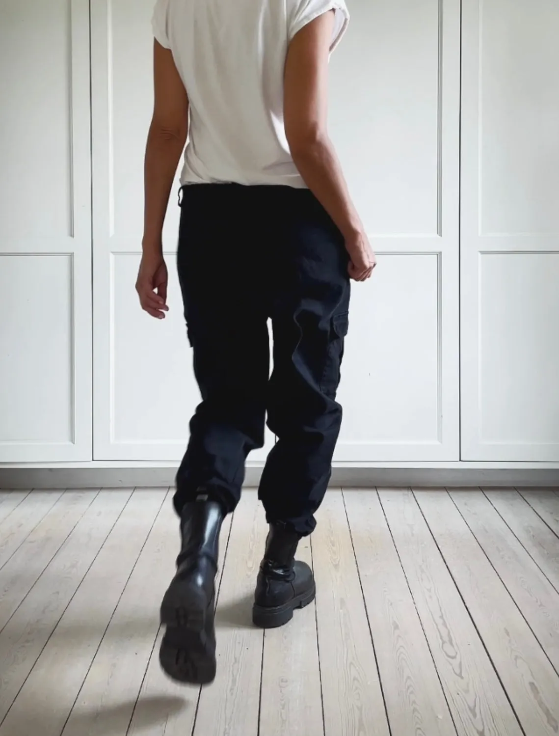 CARGO PANTS - BLACK