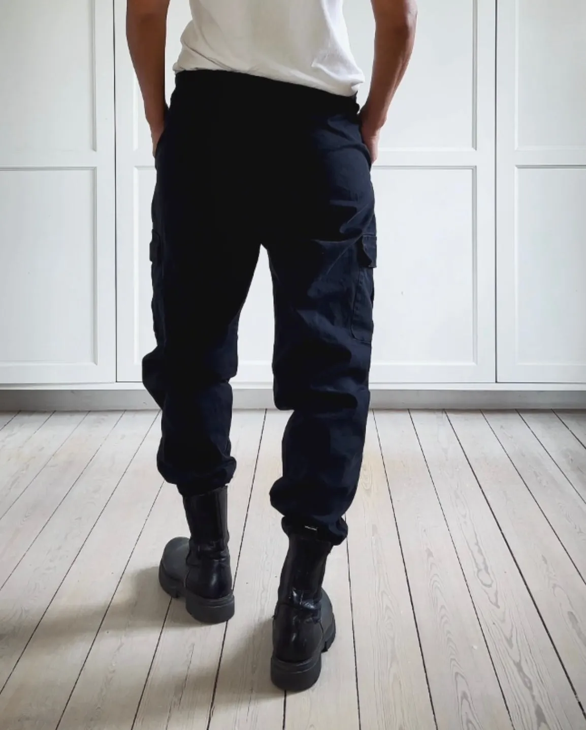 CARGO PANTS - BLACK