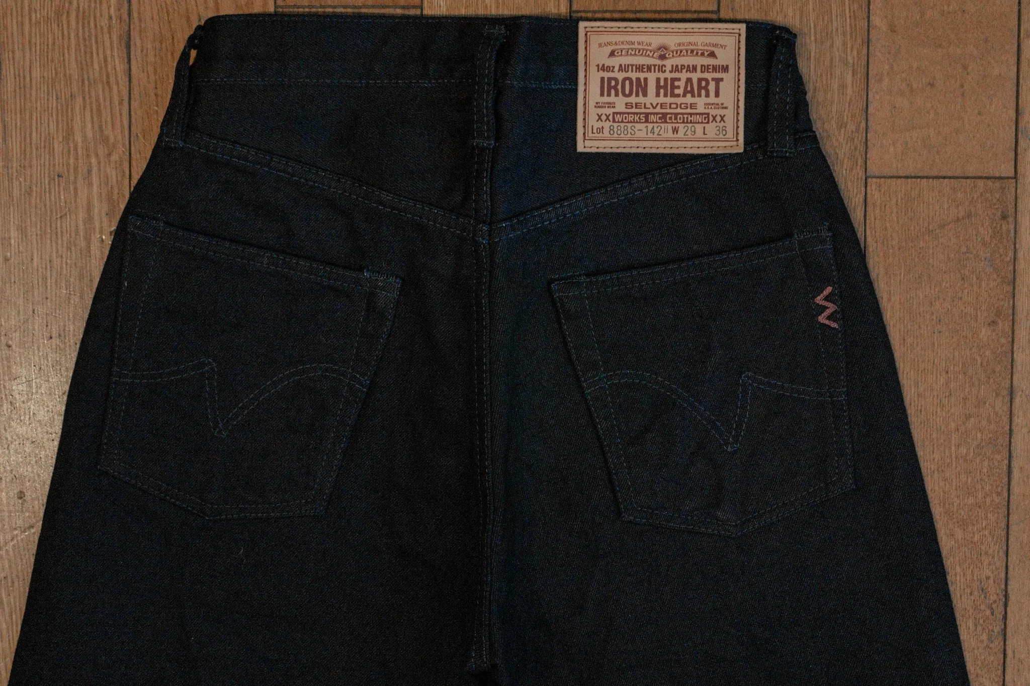 Iron Heart IH-888S-142ii 14oz Selvedge Denim Mid/High Rise Tapered Cut Jeans - Indigo/Indigo