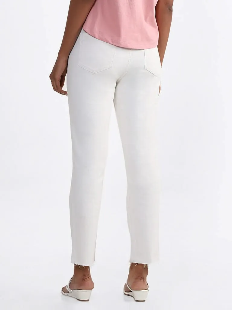 LOV White Straight - Fit Mid - Rise Jeans