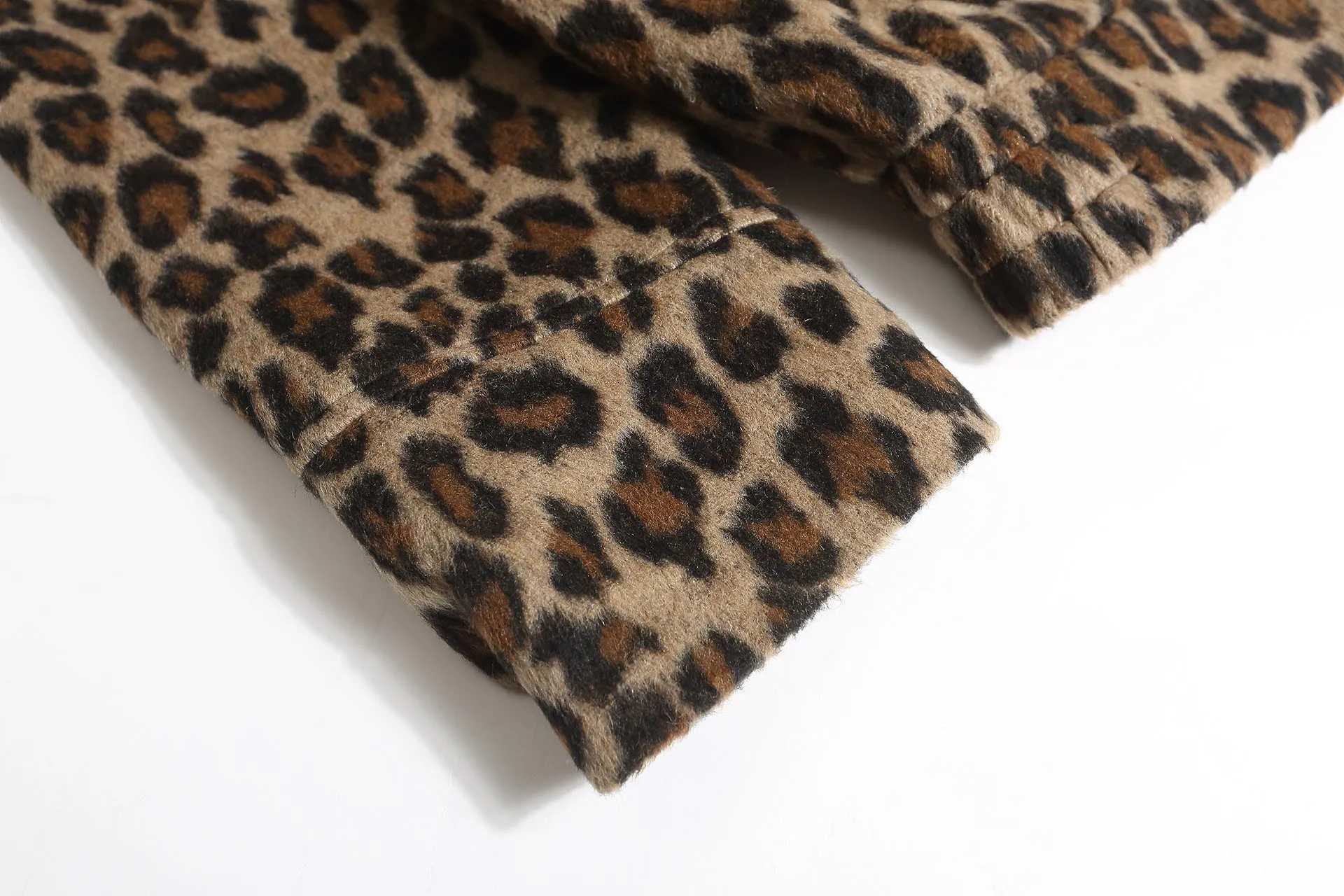 TODAMU® Women's New American Retro Loose Leopard Print Wool Jacket