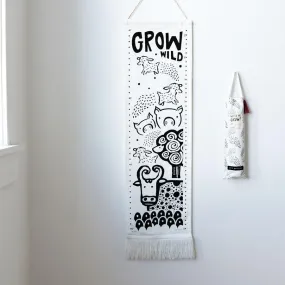 Wee Gallery Organic Canvas Growth Chart - Farm